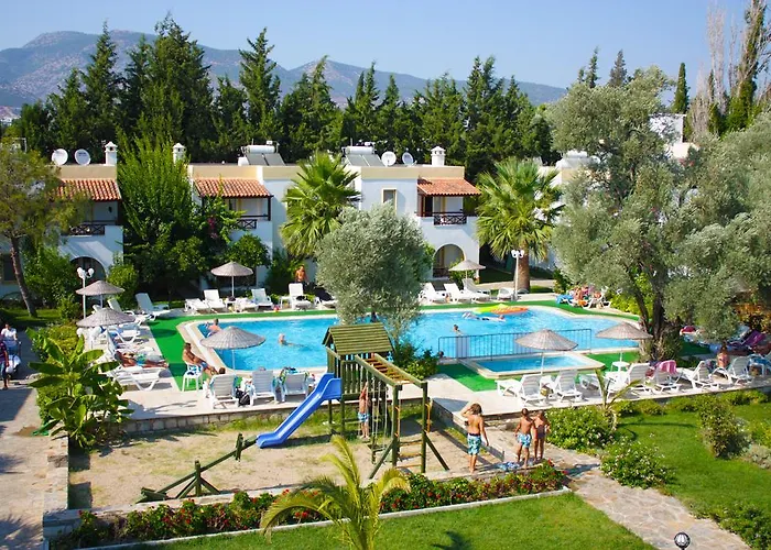 Toloman Hotel 2*